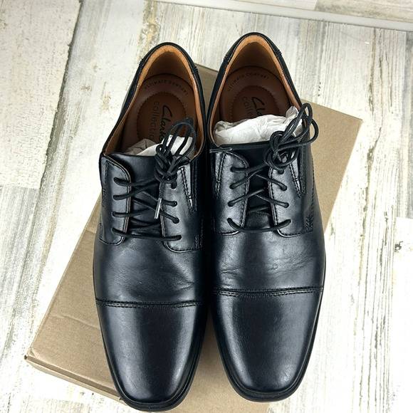 Clarks Tilden Cap Mens 9 Black Leather Oxford Work Dress Shoes NEW Comfort